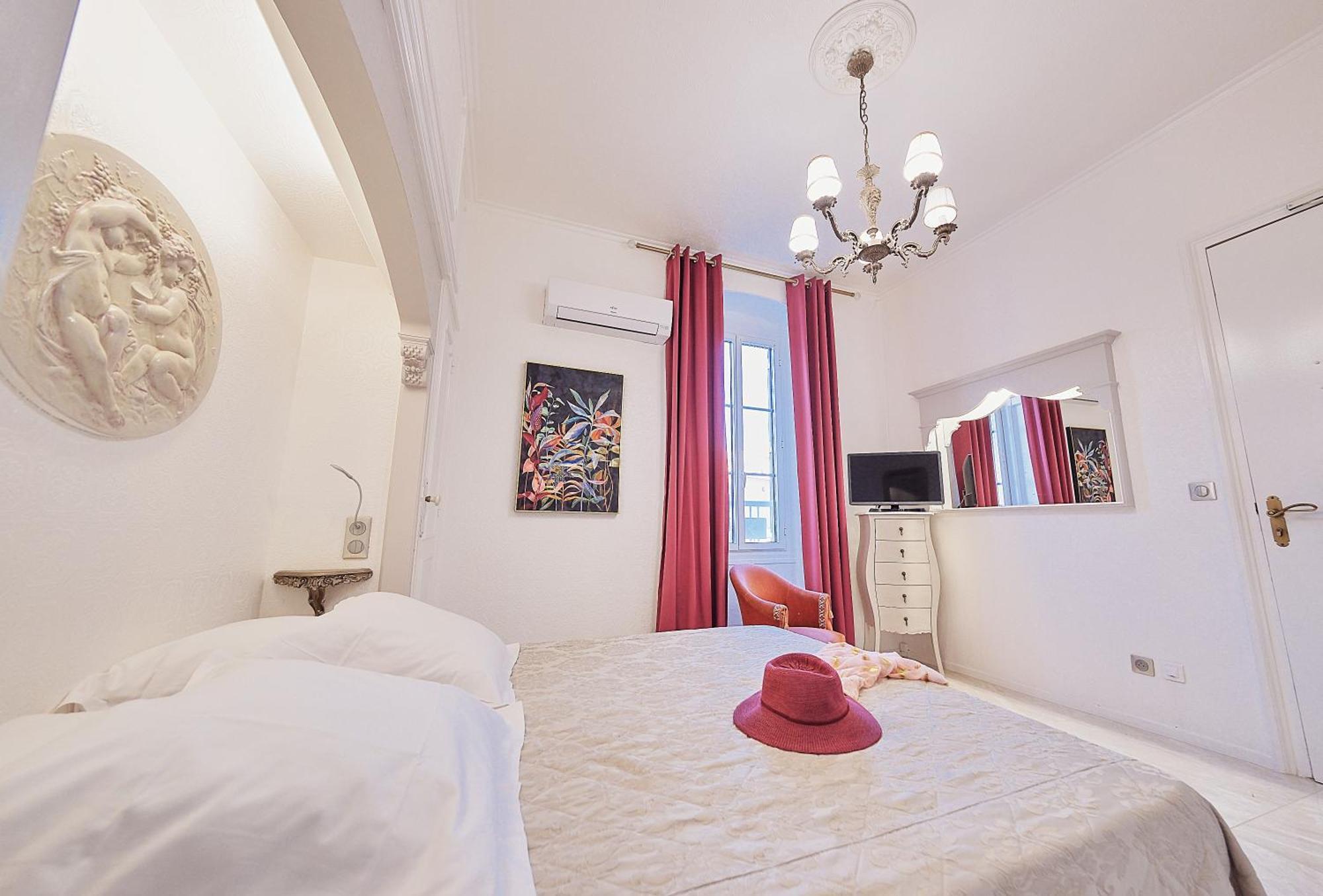 Le Magnolia Hotel Calvi  Eksteriør billede