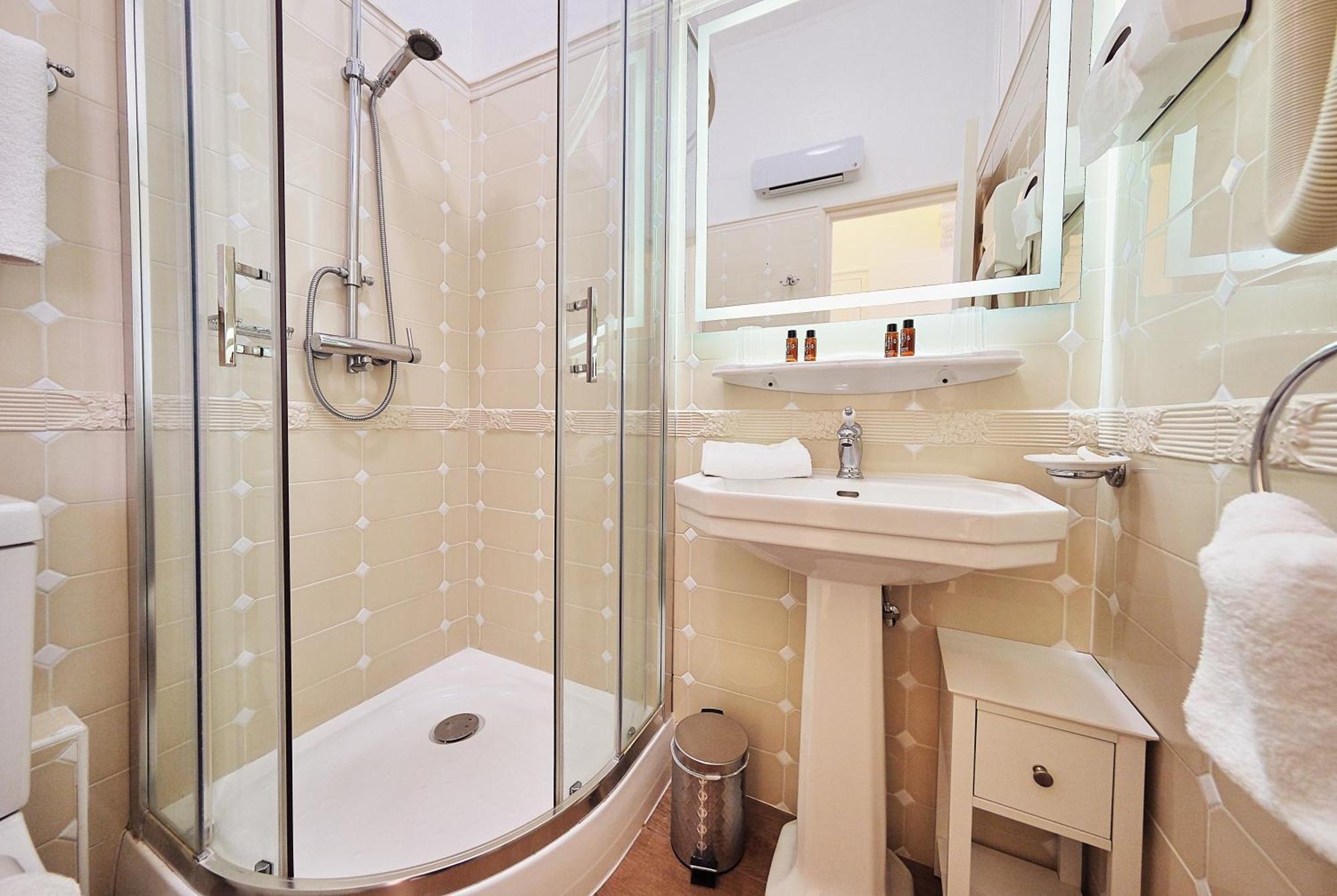 Le Magnolia Hotel Calvi  Eksteriør billede