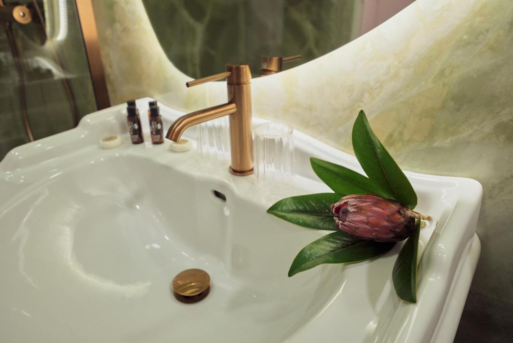 Le Magnolia Hotel Calvi  Eksteriør billede