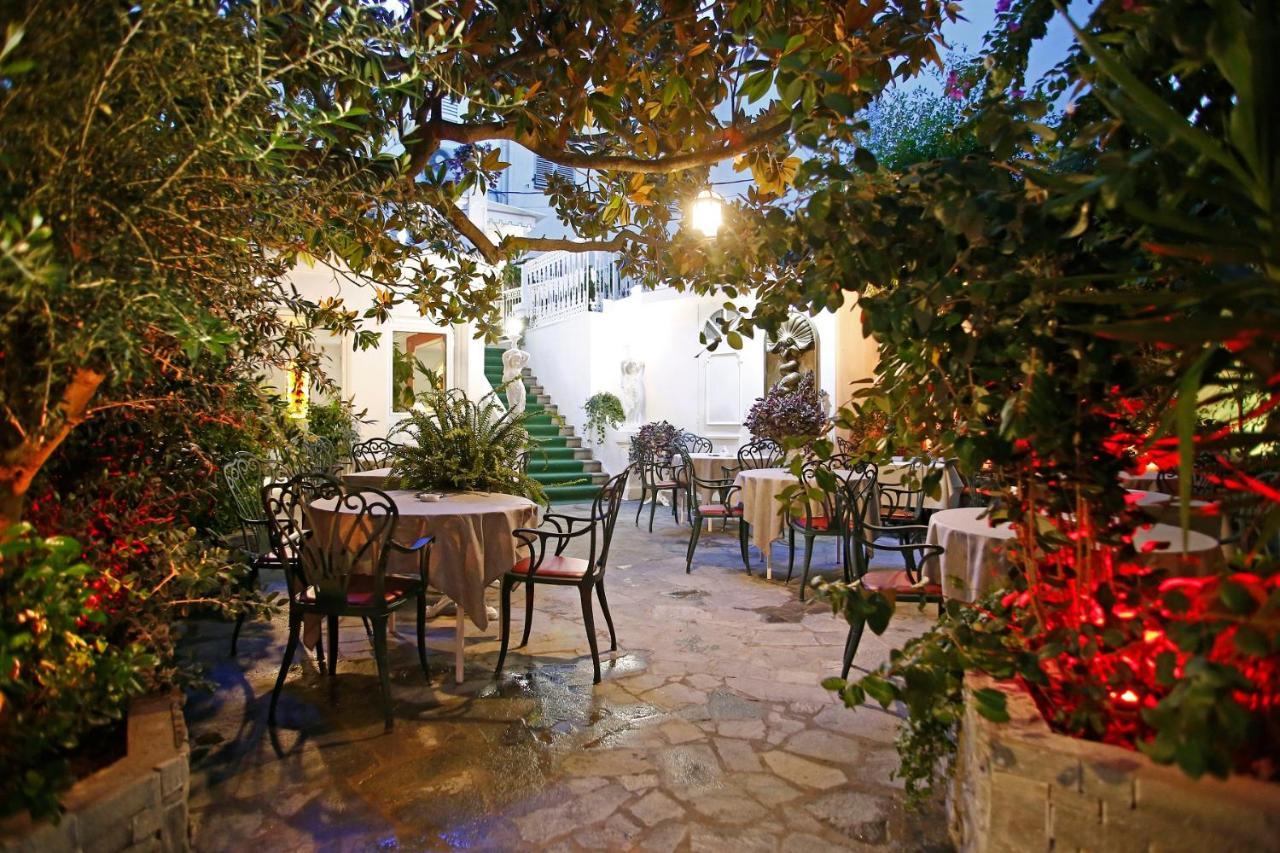 Le Magnolia Hotel Calvi  Eksteriør billede