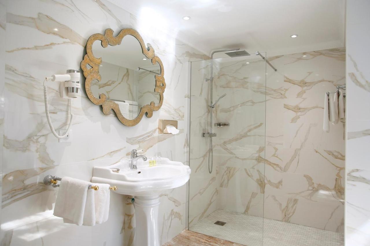 Le Magnolia Hotel Calvi  Eksteriør billede